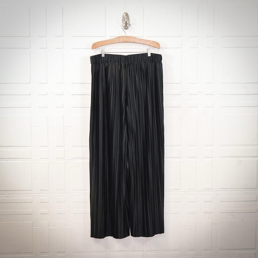 NWOT- Ann Taylor pleated wide leg pull on pants black Size 12 - Picture 7 of 9